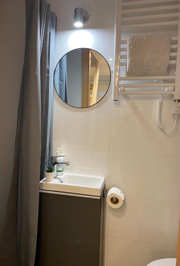Downtown Mini Apartment ブダペスト エクステリア 写真