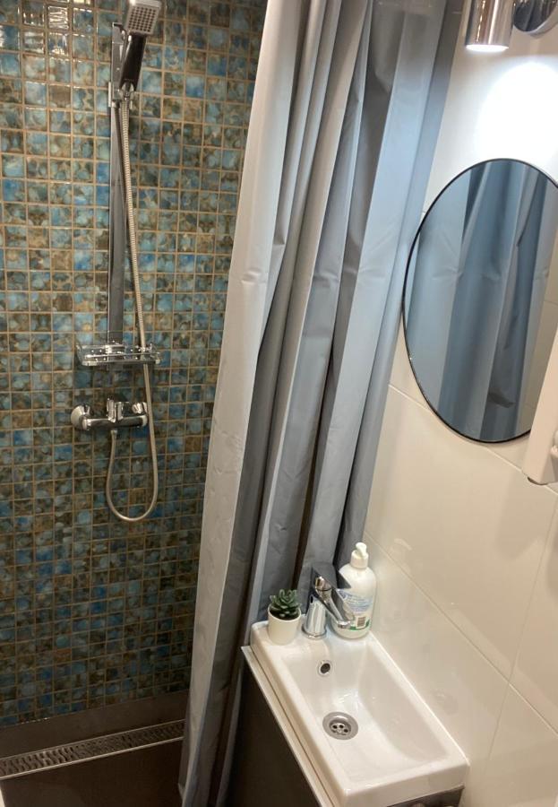 Downtown Mini Apartment ブダペスト エクステリア 写真